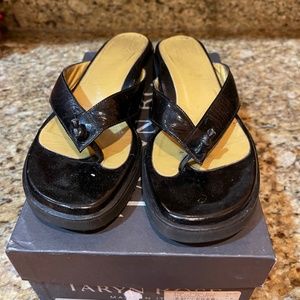 Taryn Rose Leather Flip-Flops